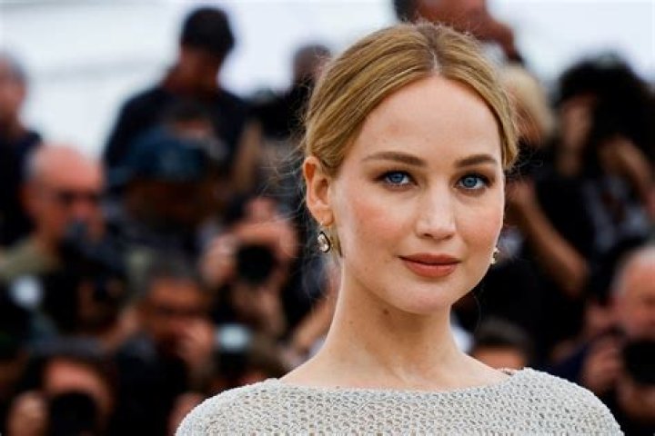 Uncover The Secrets Of Jennifer Lawrence's Iconic Body